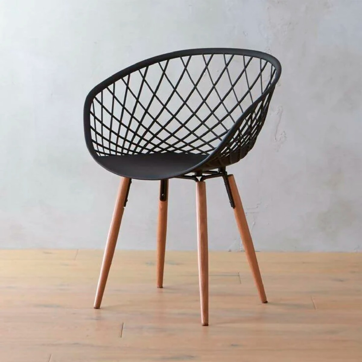 Silla Eames Mesh - Negra