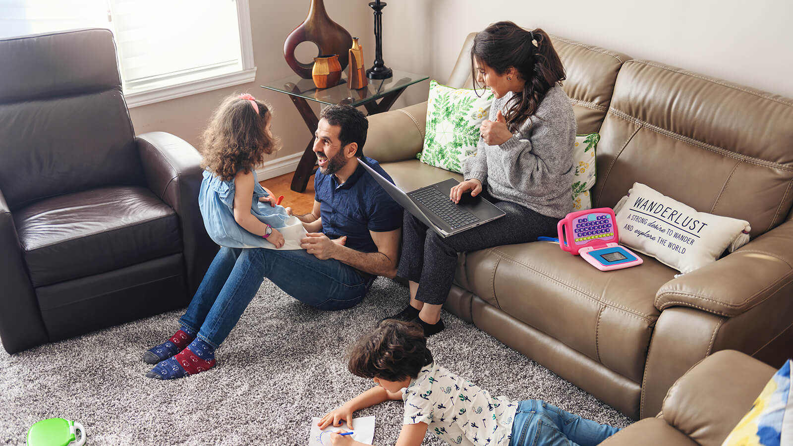 {{press_release.company_name}} header image