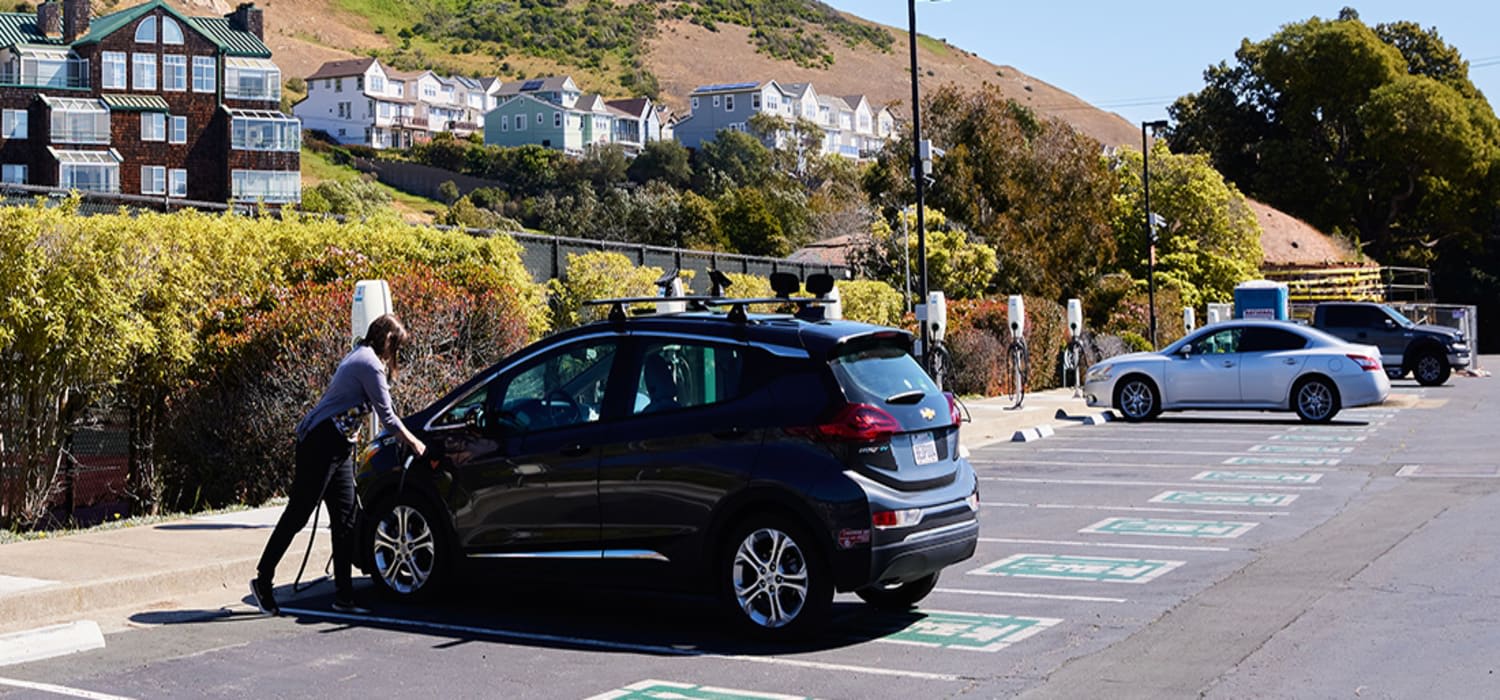 {{press_release.company_name}} header image