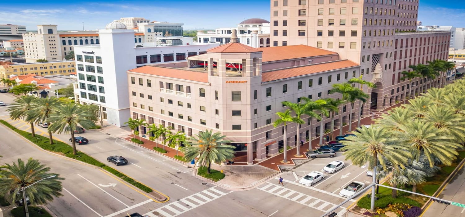 Amerant Bank header image