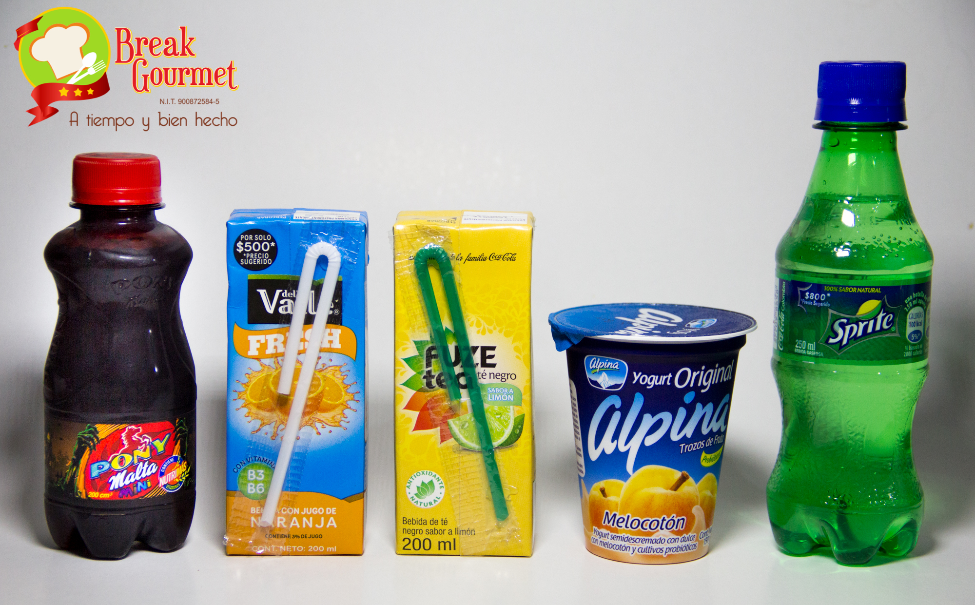 Bebidas variadas - Jugos naturales y gaseosas para eventos corporativos