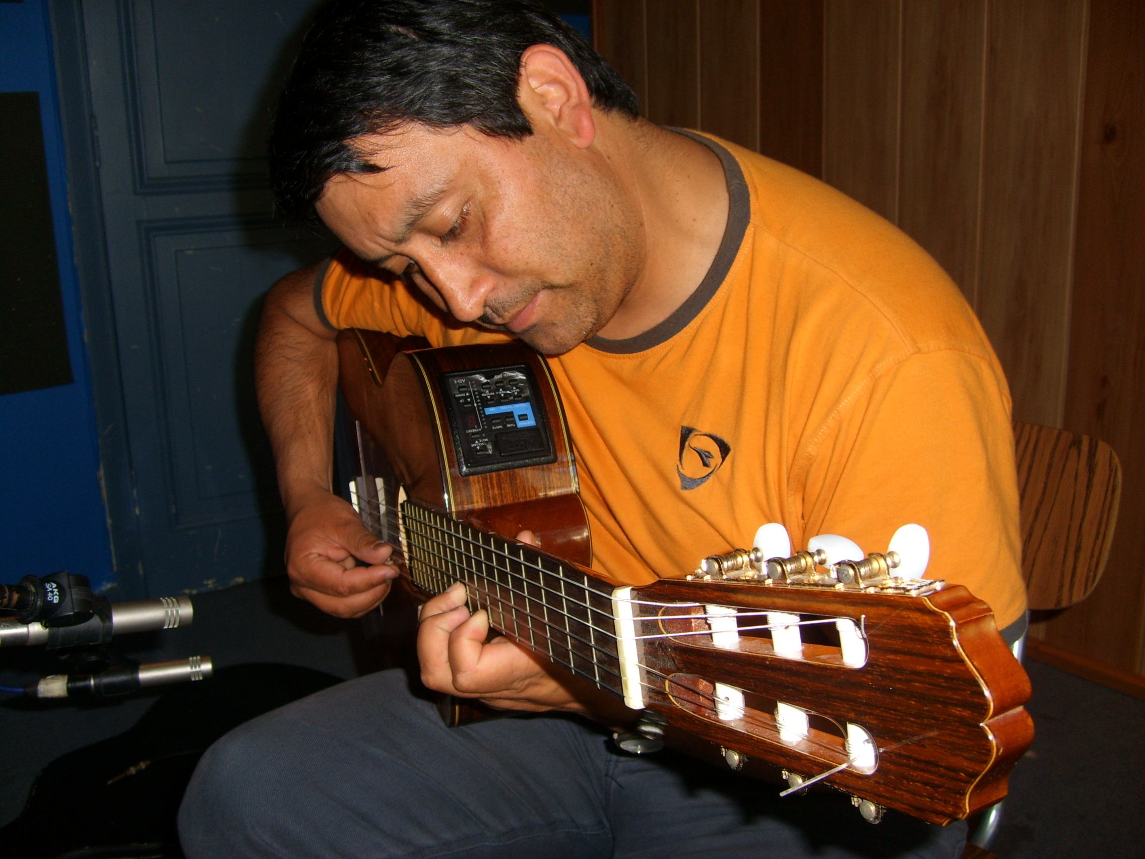 primer disco, 2003