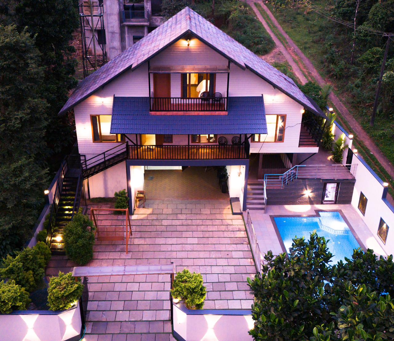 3BHK private pool