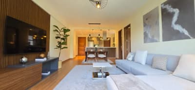 Modern 1, 2 and 3BR Apartment with Stunning Views - Thumbnail 2