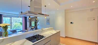 Modern 1, 2 and 3BR Apartment with Stunning Views - Thumbnail 4