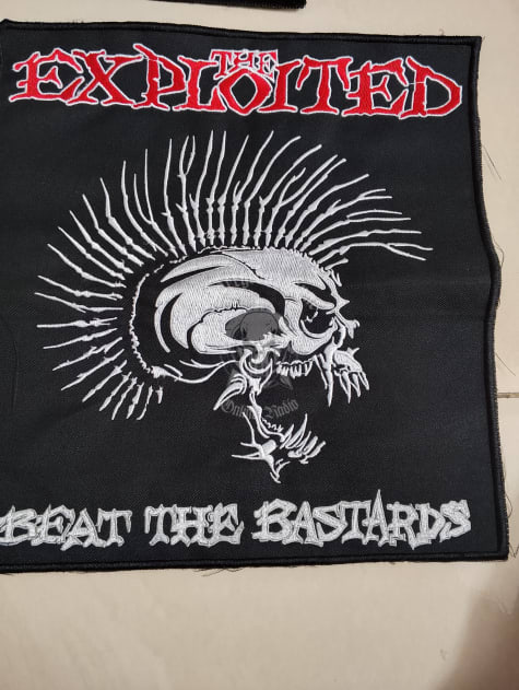 Back patch (bootleg) the expl*ited bordir no sablon full