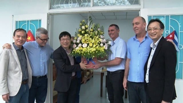Tết Nguyên đán của những chuyên gia y tế Cuba tại Việt Nam