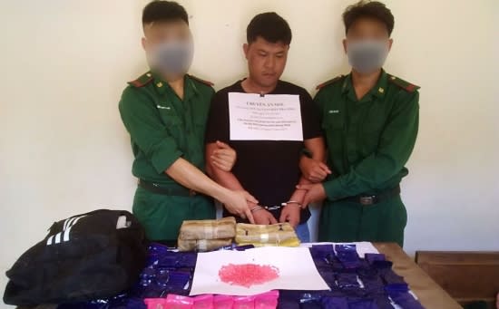 Bắt gọn đối tượng người Lào cầm đầu đường dây ma túy xuyên quốc gia, thu giữ hơn 24.000 viên ma túy tổng hợp
