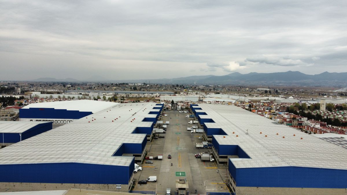 Bodega en renta en Lerma, Toluca — Nave Lerma TK-026, 2,398 m² con altura libre 14 m — foto 3