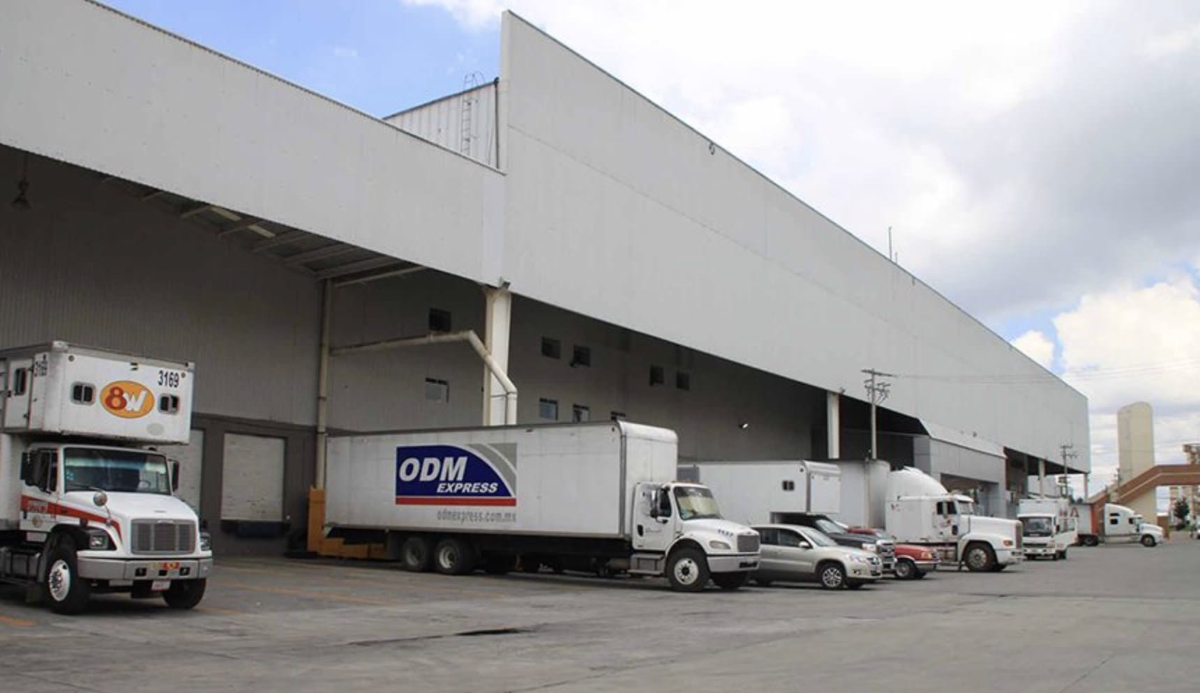 Bodega en renta en Blvd. Miguel Alemán, Toluca — TK-115 foto 3