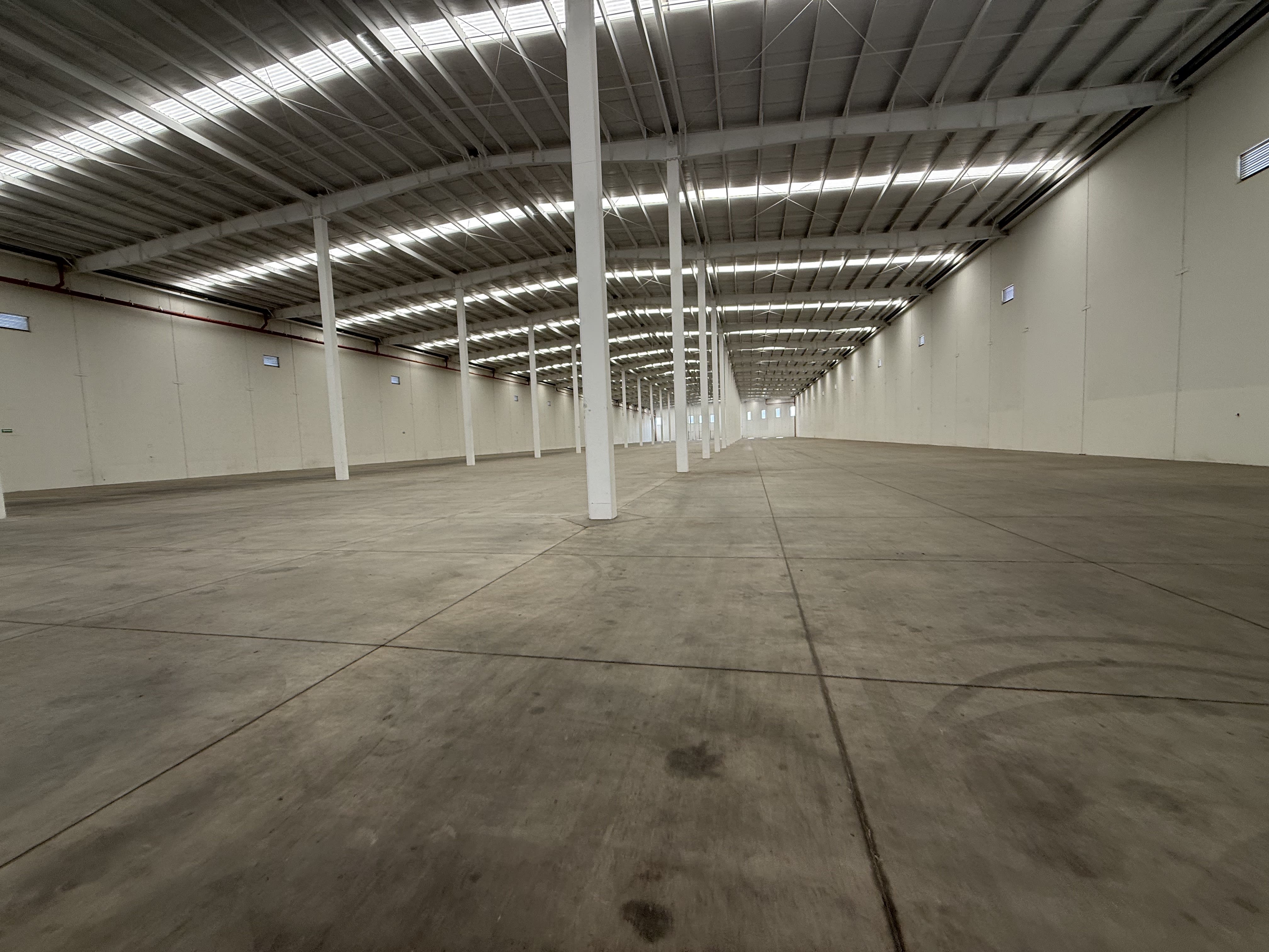 Bodega en renta en Blvd. Aeropuerto, Toluca — TK-104 foto 1