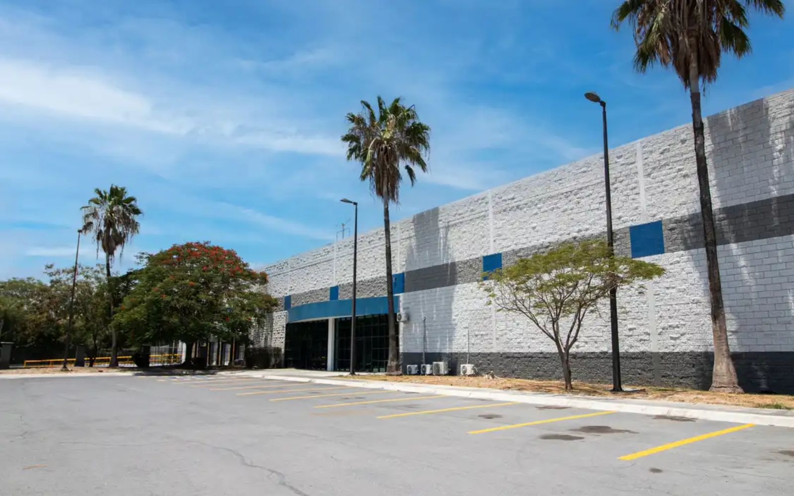 Bodega en renta en Apodaca, Monterrey Nuevo León — NL-007 Edificio XXVII-A foto 2