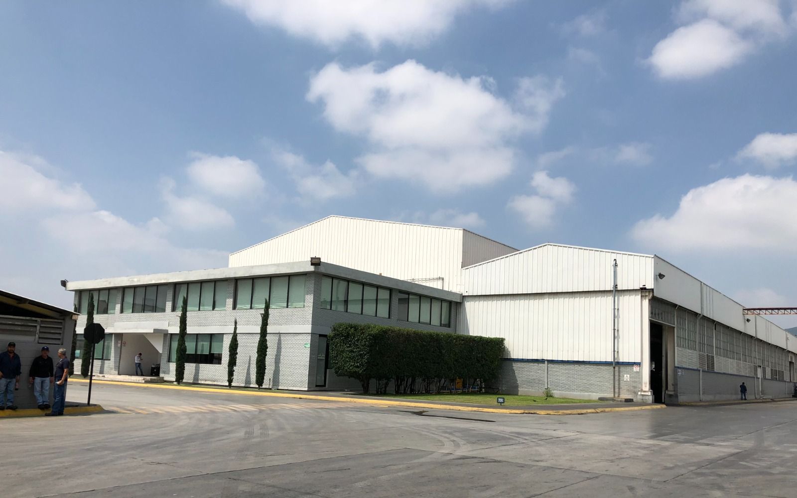 Bodega en renta en San Nicolás, Monterrey Nuevo León — NL-016 Nave Av. Universidad foto 2