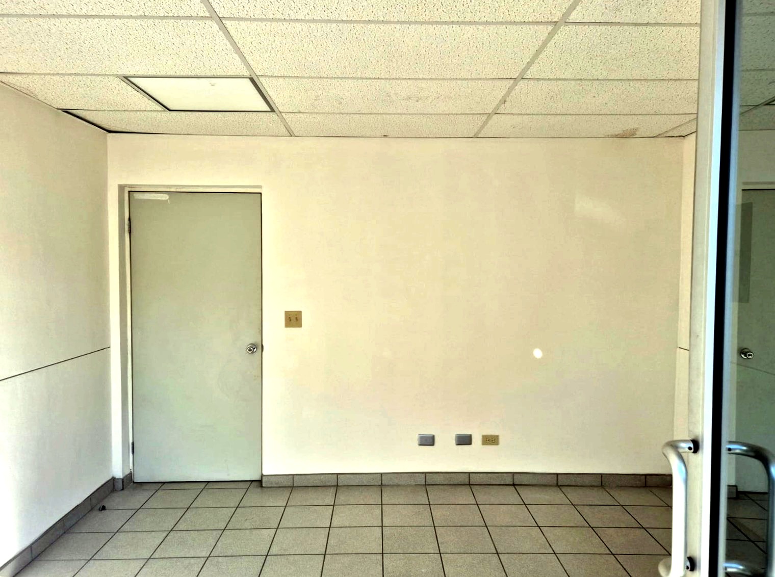 Bodega en renta en Bulevar Díaz Ordaz, Tijuana — TJ-142 foto 3