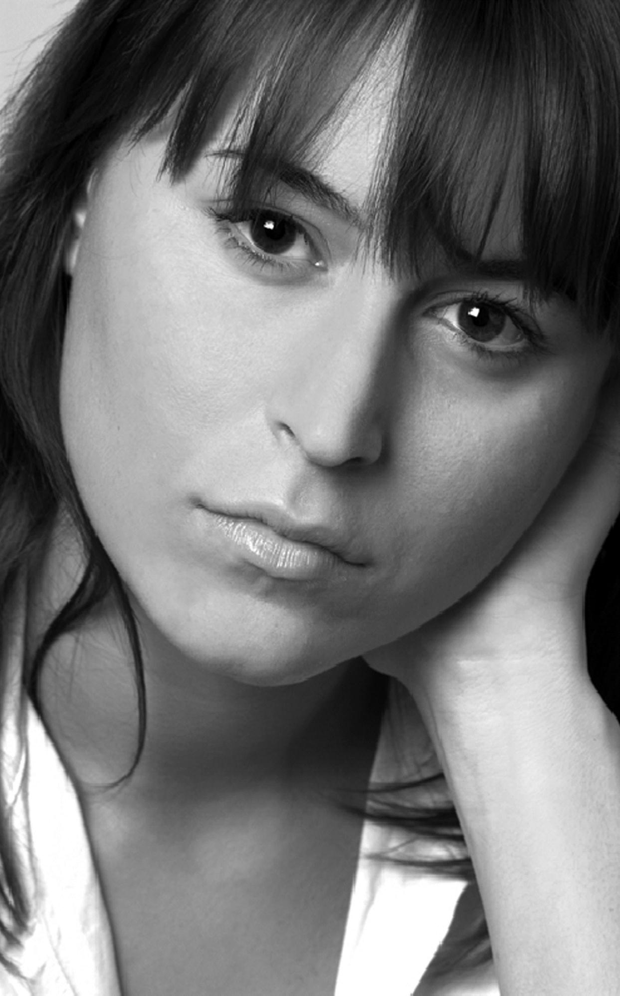 MARIANA MOLINA - qq6lmngfp6dgdti3bzfj