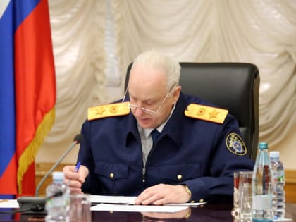 Бастрыкин обратил внимание на инцидент с пьяной женщиной и львом в Приморье