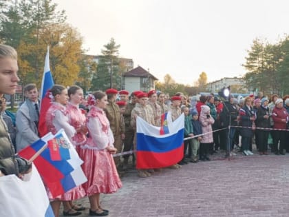 ПАТРИОТИЧЕСКИЙ КОНЦЕРТ СОСТОЯЛСЯ В ЛЕСОЗАВОДСКЕ