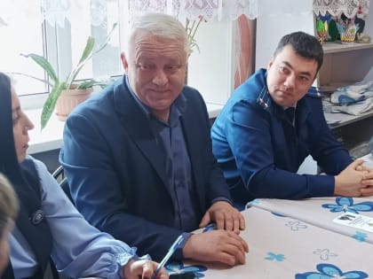 ВСТРЕЧА ГЛАВЫ ОКРУГА С АКТИВОМ ОБЩЕСТВА ИНВАЛИДОВ ЛЕСОЗАВОДСКА