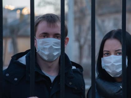 «Посидите дома». Роспотребнадзор озвучил новые рекомендации для россиян