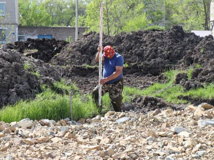 Сквер в Воздвиженке начали благоустраивать по нацпроекту