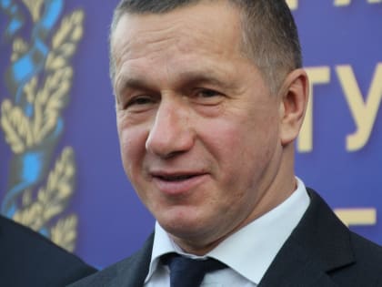 Юрий Трутнев передал бойцам в зоне СВО спецоборудование и боеприпасы