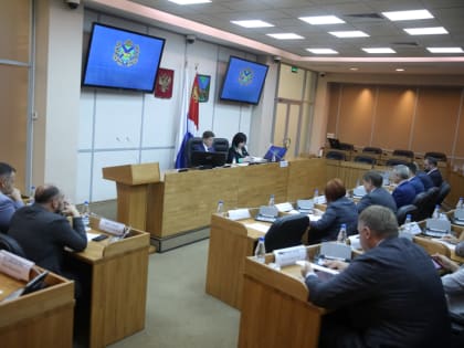 Подрядчиков из Сахалинской области и Хабаровского края привлекут к восстановлению дорог в Приморье