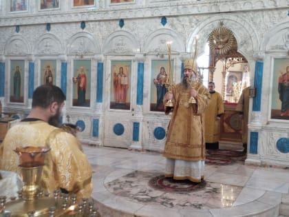 Архиерейская служба накануне Рождественского поста (+ Фото)