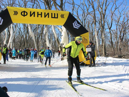 Для территорий края приобрели более 1.4 тысячи лыжных комплектов