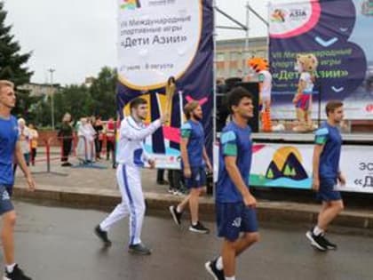 Эстафета огня «Дети Азии» прошла в Уссурийске
