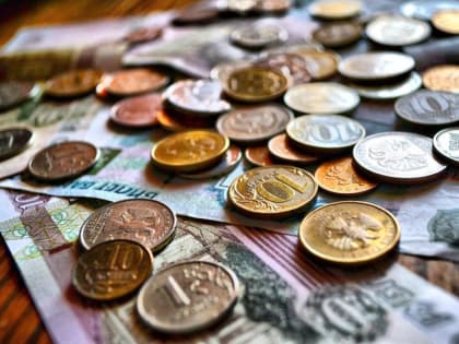 С 1 августа фиксированную выплату к пенсии удвоят. Кому?