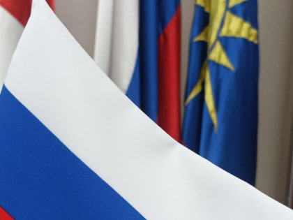 Сегодня, 22 августа, очень важный день в календаре для каждого человека — День Государственного флага России.