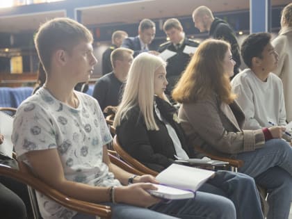 В Дальрыбвтузе организовали «Школу лидерства» для старост