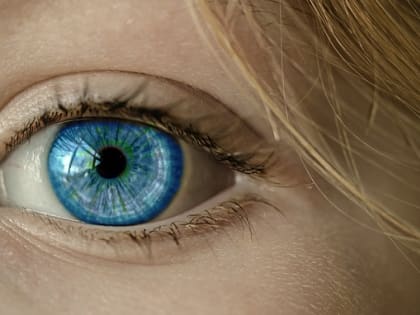 В Приморье провели первые операции по пересадке роговицы