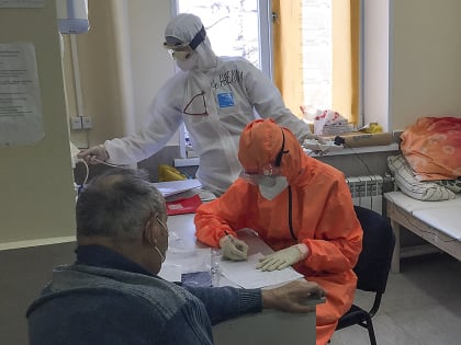 Врач-реаниматолог: Вакцинация защищает от тяжелого течения COVID-19 и его последствий