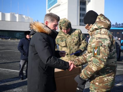 Губернатор Приморья вручил медали отряда «Тигр»