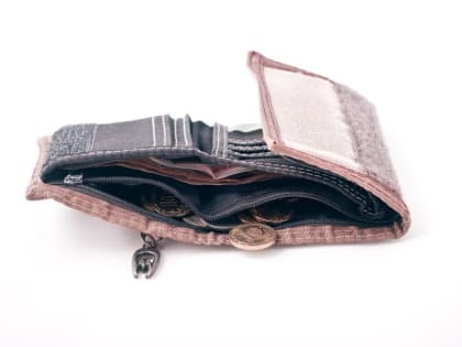 Россиян предупредили: зарплату вам снизят. Названы условия