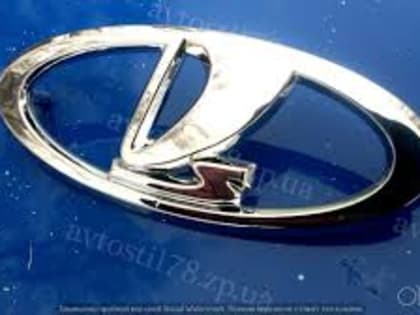 Путин поручил пересадить госслужащих на российские автомобили