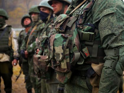 Губернатор Олег Кожемяко передал спецоборудование приморским бойцам в зоне СВО