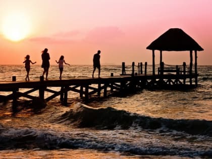 Из оздоровительного лагеря Уссурийского залива госпитализировали 37 детей