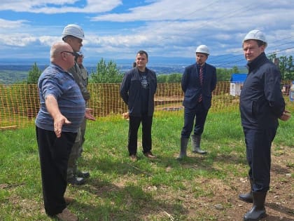 Подъемники установят на горнолыжном курорте в Арсеньеве к зимнему сезону
