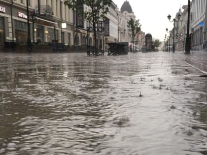 Сильный ветер и дождь — что ждет Приморье перед проходом тайфуна LAN