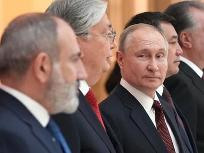 Путин «мобилизовал» полпредов. В России создается новый оборонный орган