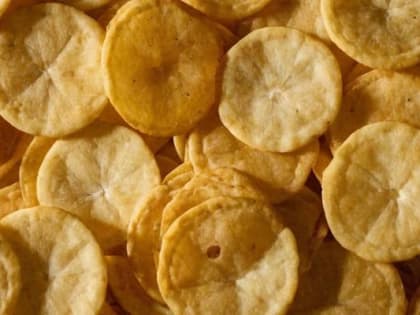 Опасные и полезные снеки для детей