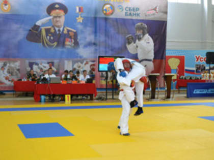 Военнослужащие Восточного военного округа - сильнейшие в армейском рукопашном бою