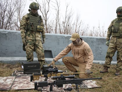 Добровольцы отряда «Тигр» получили военное оснащение от жителей Приморья