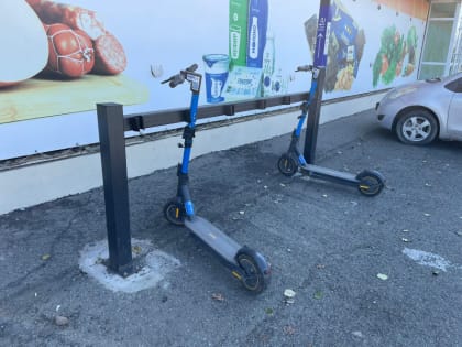 Сотрудники ГАИ Артёма напоминают правила езды на средствах индивидуальной мобильности (СИМ)