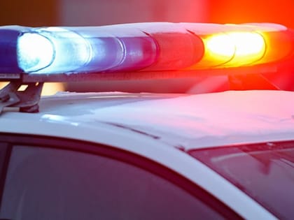 Во Владивостоке в снегопад задержали мужчину с наркотиками и предполагаемого вора
