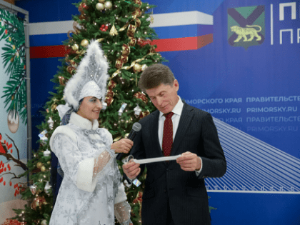 «Елка желаний» исполнит мечты юных приморцев