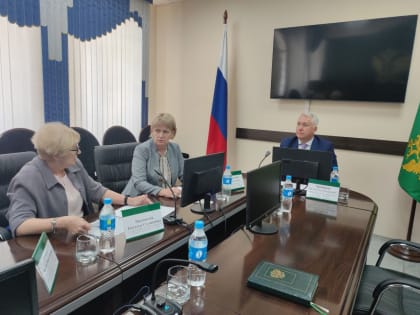 Вопросы, связанные с профессией судебного эксперта, обсудили в Главном управлении Минюста России по Приморскому краю