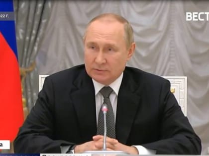 Путин подписал указ о статусе многодетных семей